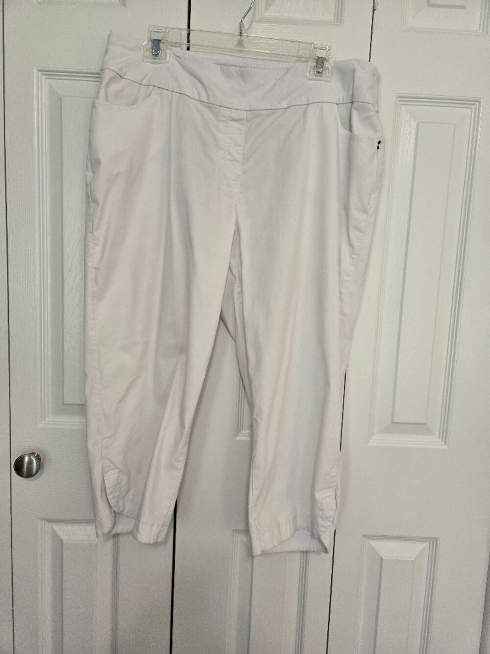 Capri Pants